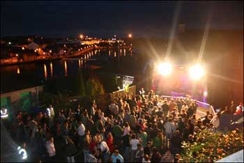 Kerbside playing at Athlone Castle during the Castle Rocks TriAthlone event